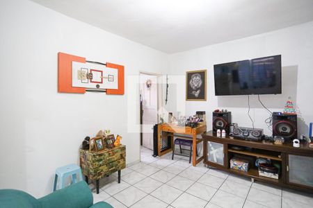 Casa à venda com 250m², 3 quartos e 2 vagas Casa à venda com 250m², 3 quartos e 2 vagasSala