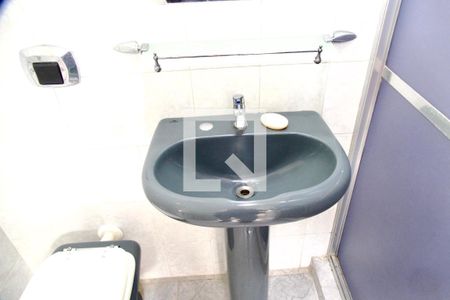 Apartamento para alugar com 52m², 1 quarto e sem vaga Apartamento para alugar com 52m², 1 quarto e sem vagaBanheiro social