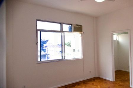 Apartamento para alugar com 52m², 1 quarto e sem vaga Apartamento para alugar com 52m², 1 quarto e sem vagaSala