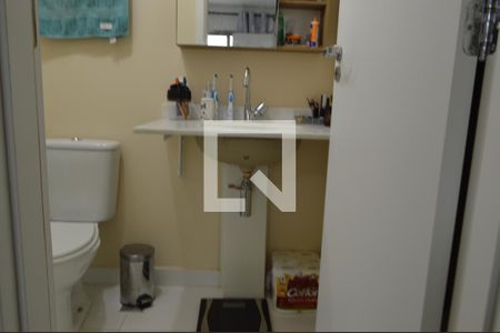 Apartamento à venda com 116m², 3 quartos e 1 vagaBanheiro da Suíte