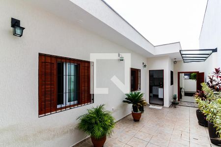 Casa à venda com 280m², 2 quartos e 2 vagasQuintal