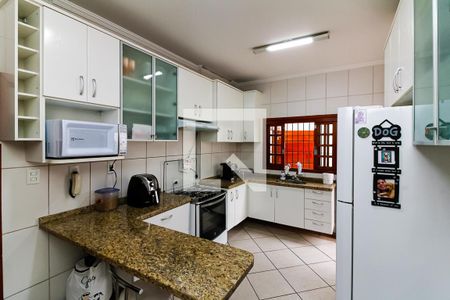 Casa à venda com 280m², 2 quartos e 2 vagasCozinha