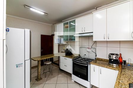 Casa à venda com 280m², 2 quartos e 2 vagasCozinha