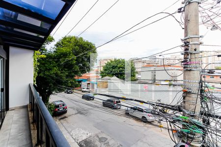 Casa à venda com 280m², 2 quartos e 2 vagasSacada da Varanda da Sala