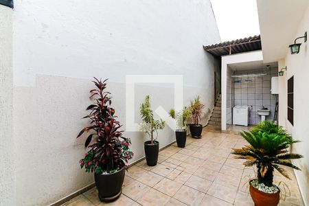 Casa à venda com 280m², 2 quartos e 2 vagasQuintal