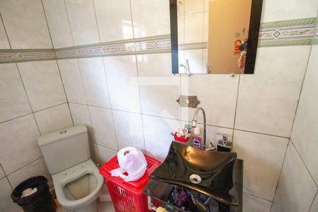 Casa à venda com 135m², 3 quartos e 3 vagas Casa à venda com 135m², 3 quartos e 3 vagasBanheiro