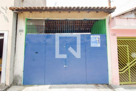 Casa à venda com 135m², 3 quartos e 3 vagas Casa à venda com 135m², 3 quartos e 3 vagasFachada