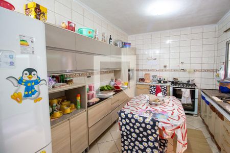 Casa à venda com 135m², 3 quartos e 3 vagas Casa à venda com 135m², 3 quartos e 3 vagasCozinha