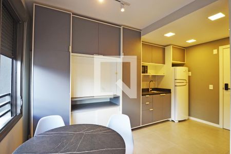 Studio de kitnet/studio para alugar com 1 quarto, 27m² em Centro Histórico, Porto Alegre