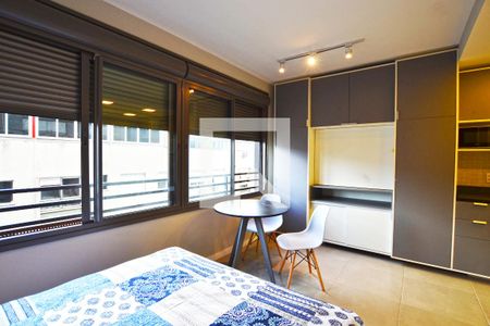 Studio de kitnet/studio para alugar com 1 quarto, 27m² em Centro Histórico, Porto Alegre