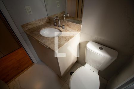 Apartamento à venda com 93m², 2 quartos e 2 vagasBanheiro da Suíte 1