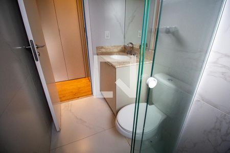 Apartamento à venda com 93m², 2 quartos e 2 vagasBanheiro da Suíte 1