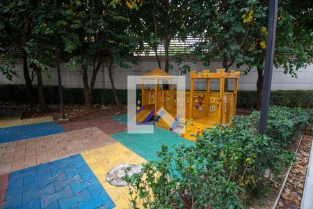 Apartamento à venda com 93m², 2 quartos e 2 vagasÁrea comum - Playground