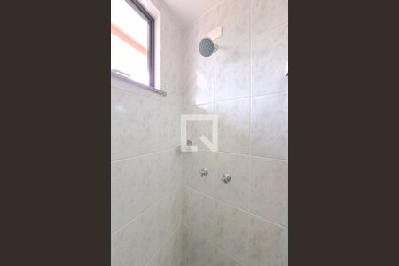Apartamento à venda com 57m², 2 quartos e 1 vaga Apartamento à venda com 57m², 2 quartos e 1 vagaBanheiro Social