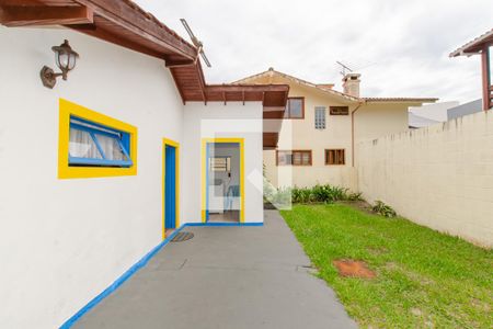 Casa para alugar com 100m², 2 quartos e 1 vagaÁrea externa