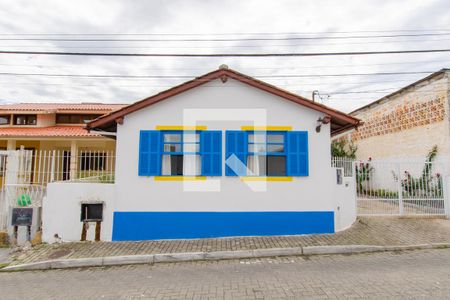 Casa para alugar com 100m², 2 quartos e 1 vagaFachada