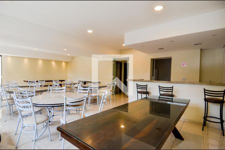 Apartamento para alugar com 96m², 3 quartos e 1 vagaÁrea comum - Salão de festas