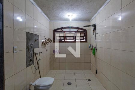 Casa para alugar com 245m², 3 quartos e 2 vagasBanheiro Suíte 