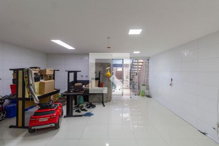 Casa para alugar com 245m², 3 quartos e 2 vagasCozinha 