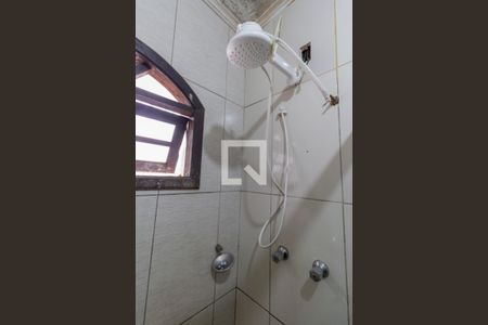Casa para alugar com 245m², 3 quartos e 2 vagasBanheiro 