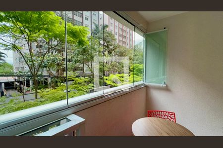 Varanda de kitnet/studio para alugar com 1 quarto, 24m² em Vila Madalena, São Paulo