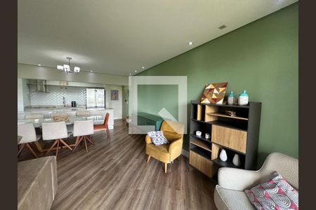 Sala de apartamento para alugar com 2 quartos, 87m² em Jardim Tupanci, Barueri