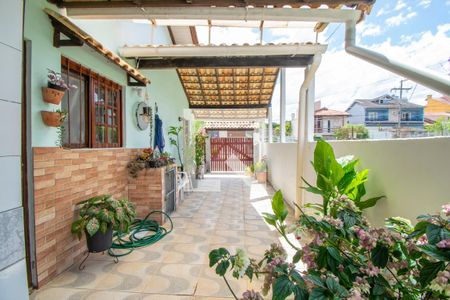 Casa à venda com 111m², 3 quartos e 3 vagasGaragem