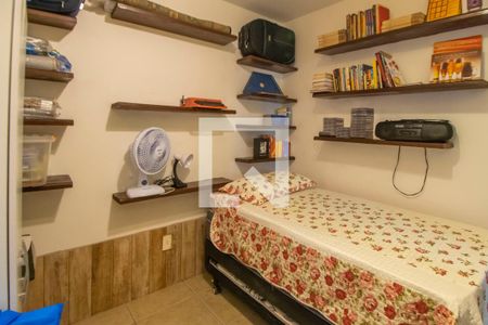 Quarto de casa à venda com 3 quartos, 111m² em Espírito Santo, Porto Alegre