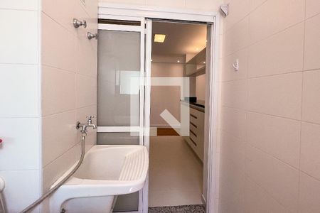 Apartamento à venda com 76m², 2 quartos e 2 vagasÁrea de Serviço