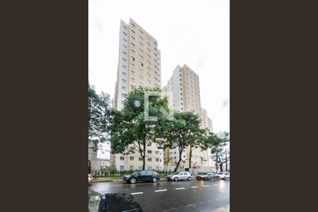 Apartamento para alugar com 49m², 2 quartos e sem vaga Apartamento para alugar com 49m², 2 quartos e sem vagaFachada