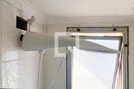 Banheiro de kitnet/studio à venda com 1 quarto, 54m² em Indianópolis, São Paulo