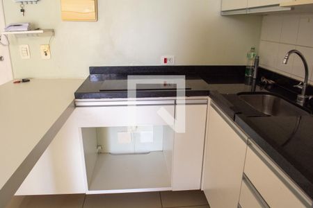 Cozinha de apartamento para alugar com 1 quarto, 41m² em Barra Funda, São Paulo