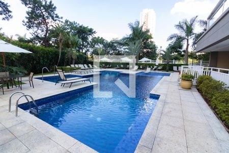 Apartamento para alugar com 238m², 3 quartos e 3 vagasPiscina