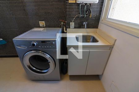 Apartamento para alugar com 238m², 3 quartos e 3 vagasÁrea de Serviço