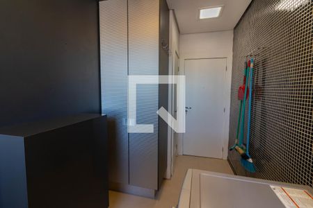 Apartamento para alugar com 238m², 3 quartos e 3 vagasÁrea de Serviço