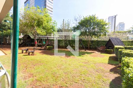 Apartamento para alugar com 238m², 3 quartos e 3 vagasÁrea comum - Playground
