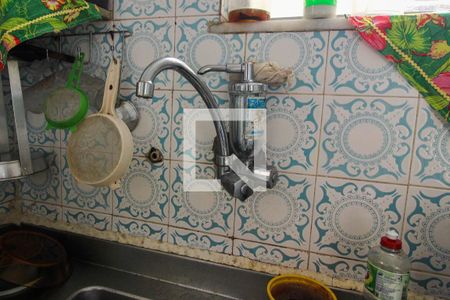 Casa à venda com 100m², 2 quartos e sem vaga Casa à venda com 100m², 2 quartos e sem vagaCozinha