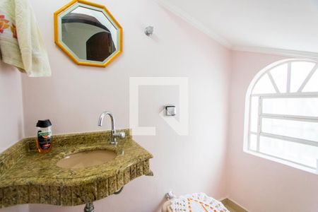Lavabo de casa à venda com 3 quartos, 224m² em Vila Floresta, Santo André