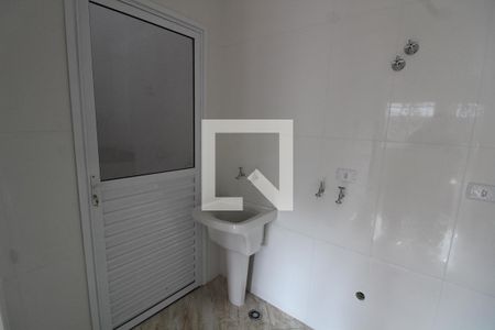 Sala/Cozinha de apartamento para alugar com 1 quarto, 28m² em Vila Alpina, São Paulo