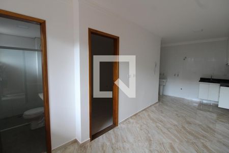 Sala/Cozinha de apartamento para alugar com 1 quarto, 28m² em Vila Alpina, São Paulo