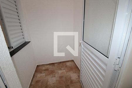 Sala/Cozinha de apartamento para alugar com 1 quarto, 28m² em Vila Alpina, São Paulo