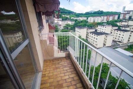 Sacada de apartamento para alugar com 2 quartos, 59m² em Tomás Coelho, Rio de Janeiro