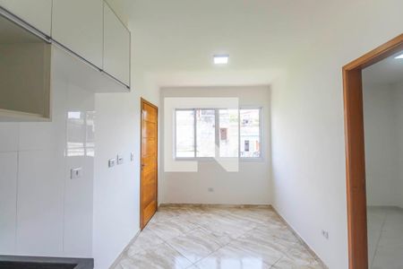 Sala/Cozinha de apartamento para alugar com 2 quartos, 34m² em Vila Alpina, São Paulo