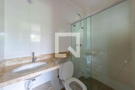 Banheiro de apartamento para alugar com 2 quartos, 37m² em Vila Alpina, São Paulo