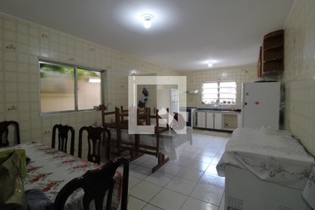 Casa à venda com 316m², 4 quartos e 2 vagasCozinha