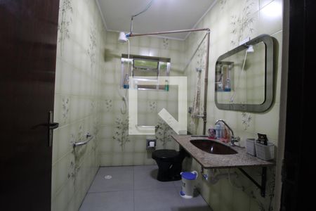 Casa à venda com 316m², 4 quartos e 2 vagasBanheiro 2