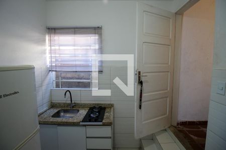 Cozinha de casa para alugar com 1 quarto, 50m² em Vila Brasil, São Paulo