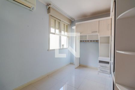 Quarto 1 de apartamento para alugar com 2 quartos, 54m² em Santo Antônio, Porto Alegre