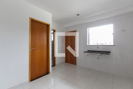 Sala / Cozinha de apartamento à venda com 2 quartos, 40m² em Vila Campanela, São Paulo