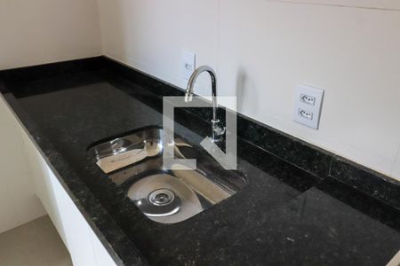 Cozinha de apartamento para alugar com 1 quarto, 28m² em Vila Formosa, São Paulo